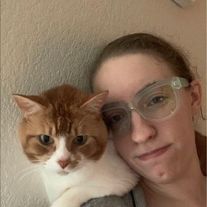 Meet your Posher, Janelle